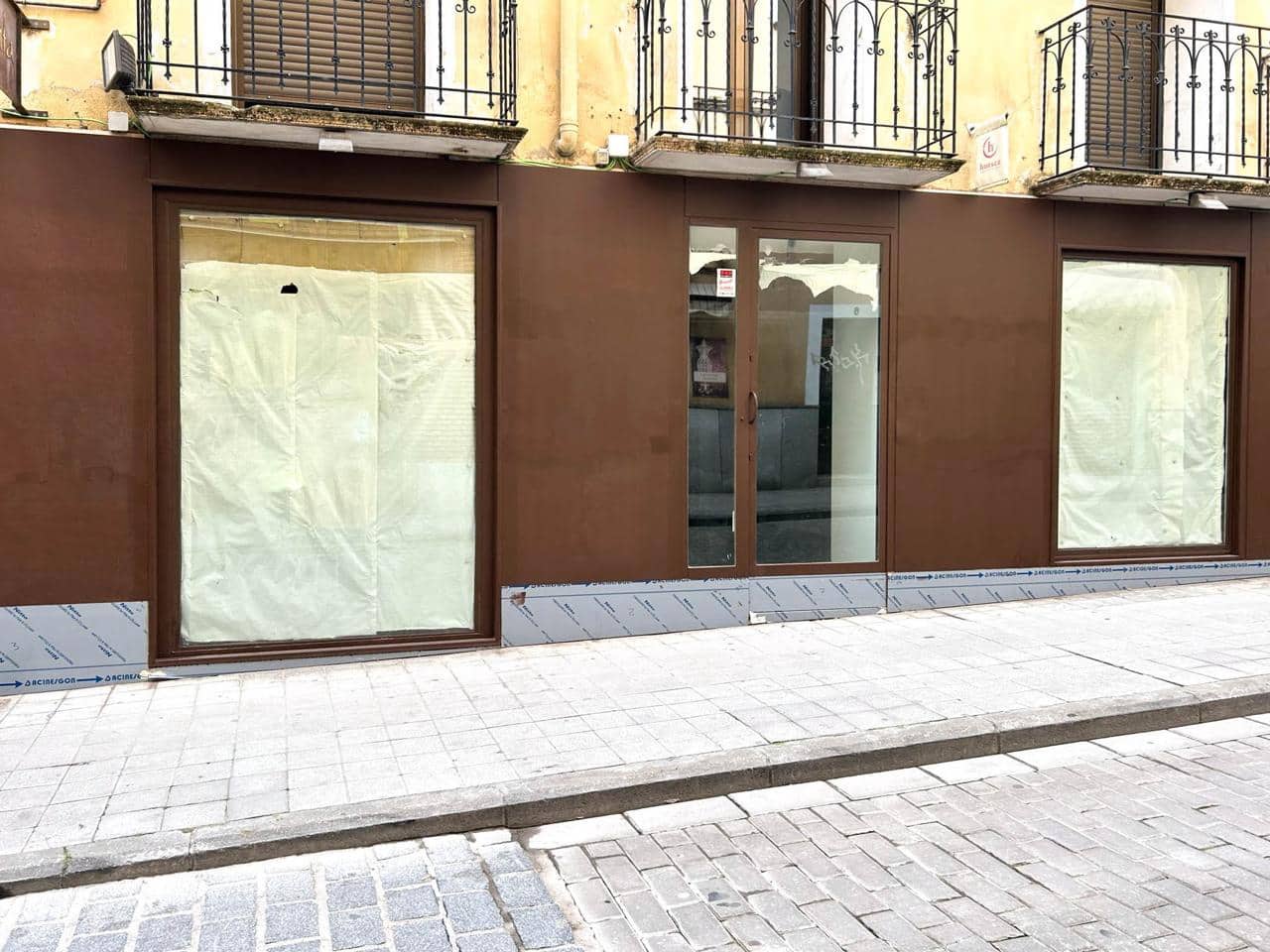 3 soveværelse Virksomhed til leje i Huesca by - € 650 (Ref: 9650114)