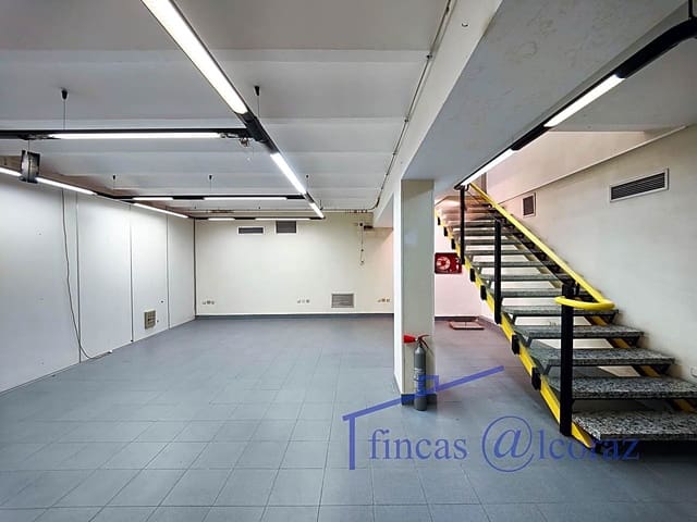 6 quarto Empresa para arrendar em Huesca cidade - 1 500 € (Ref: 9650116)