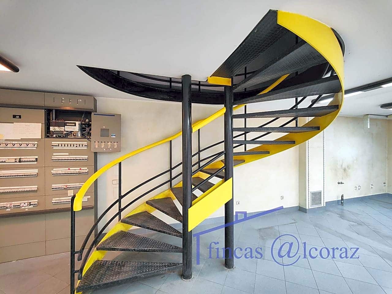 6 soverom Bedrift til leie i Huesca by - € 1 500 (Ref: 9650116)