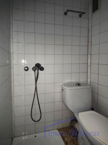 7 quarto Empresa para arrendar em Huesca cidade - 1 200 € (Ref: 9650117)