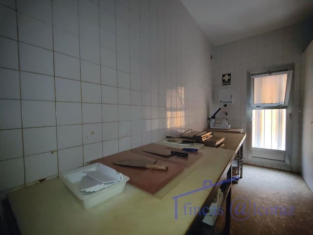 7 quarto Empresa para arrendar em Huesca cidade - 1 200 € (Ref: 9650117)