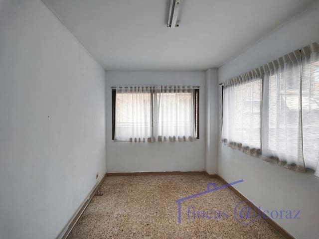 7 quarto Empresa para arrendar em Huesca cidade - 1 200 € (Ref: 9650117)