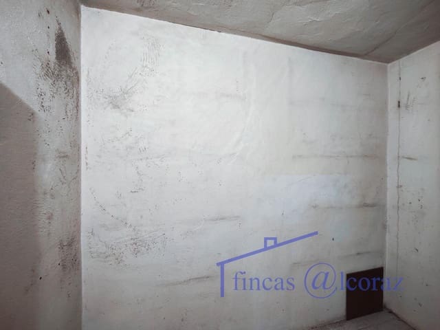 Garage for sale in Huesca city - € 17,500 (Ref: 9650118)