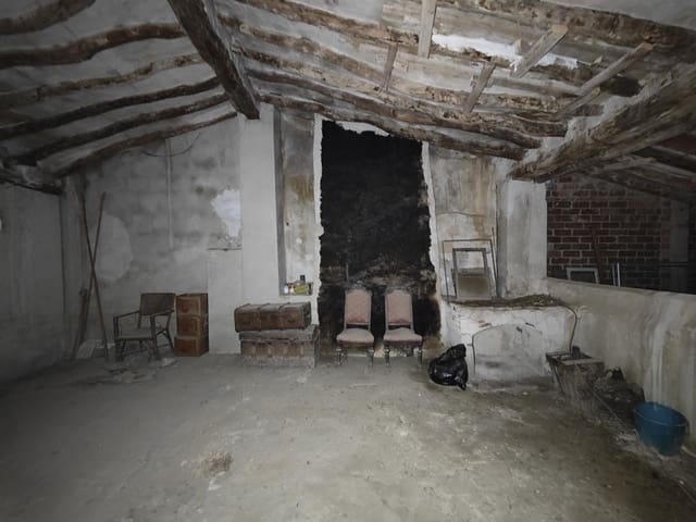 Finca/Casa Rural de 4 habitaciones en Candasnos en venta - 40.000 € (Ref: 9650119)