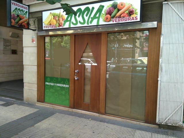 Empresa para arrendar em Huesca cidade - 600 € (Ref: 9650125)