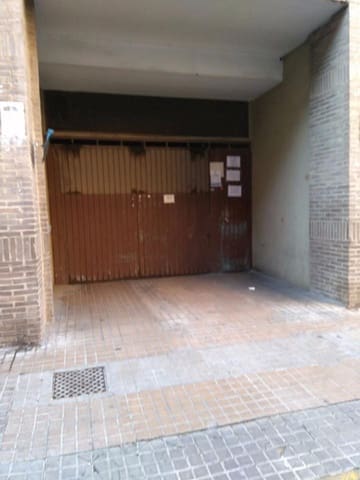 Garage for sale in Huesca city - € 18,000 (Ref: 9650127)