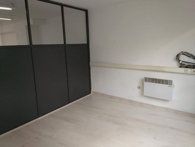 Escritório para arrendar em Huesca cidade - 600 € (Ref: 9650128)