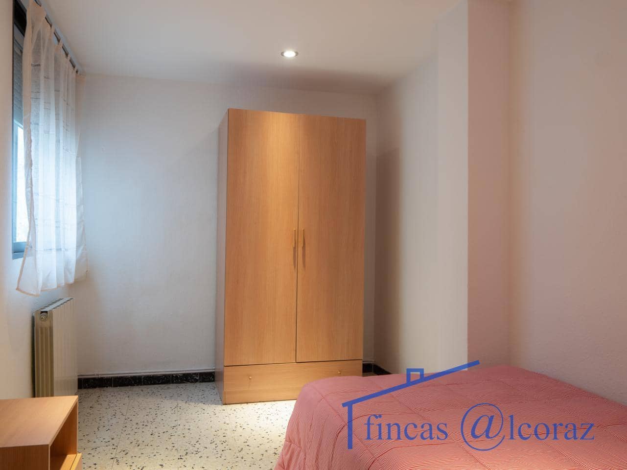 3 bedroom Flat for sale in Huesca city - € 90,000 (Ref: 9676566)