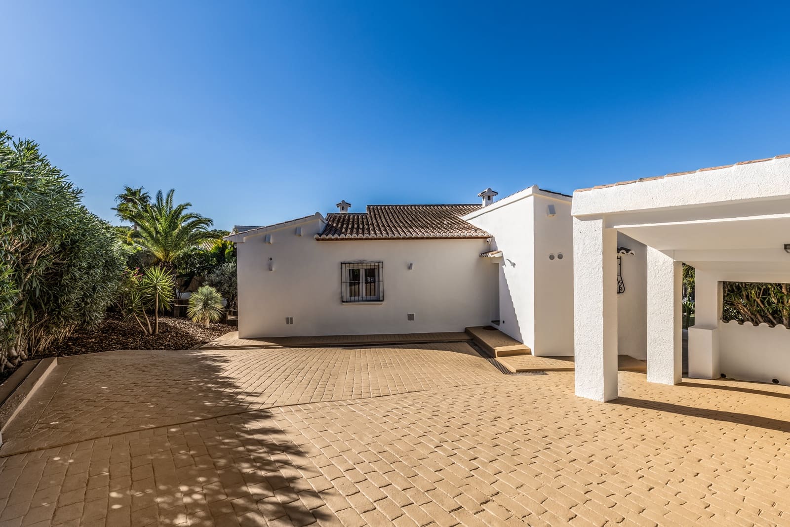 3 slaapkamer Villa te koop in Javea / Xabia met zwembad garage - € 1.550.000 (Ref: 10186206)