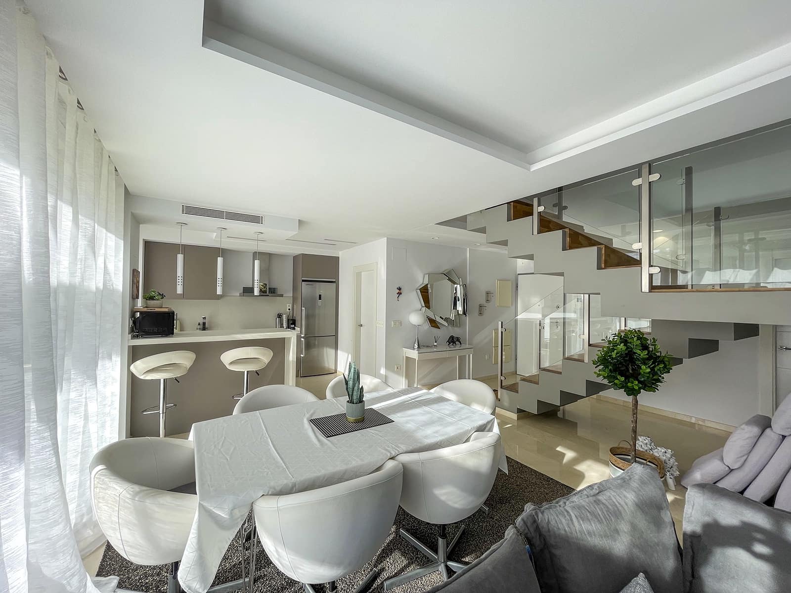 3 soveværelse Semi-Rækkehus til salg i La Villajoyosa / Vila Joiosa - € 695.000 (Ref: 8041372)