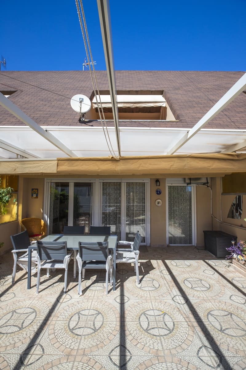 4 bedroom Terraced Villa for sale in Benidorm - € 650,000 (Ref: 8581740)