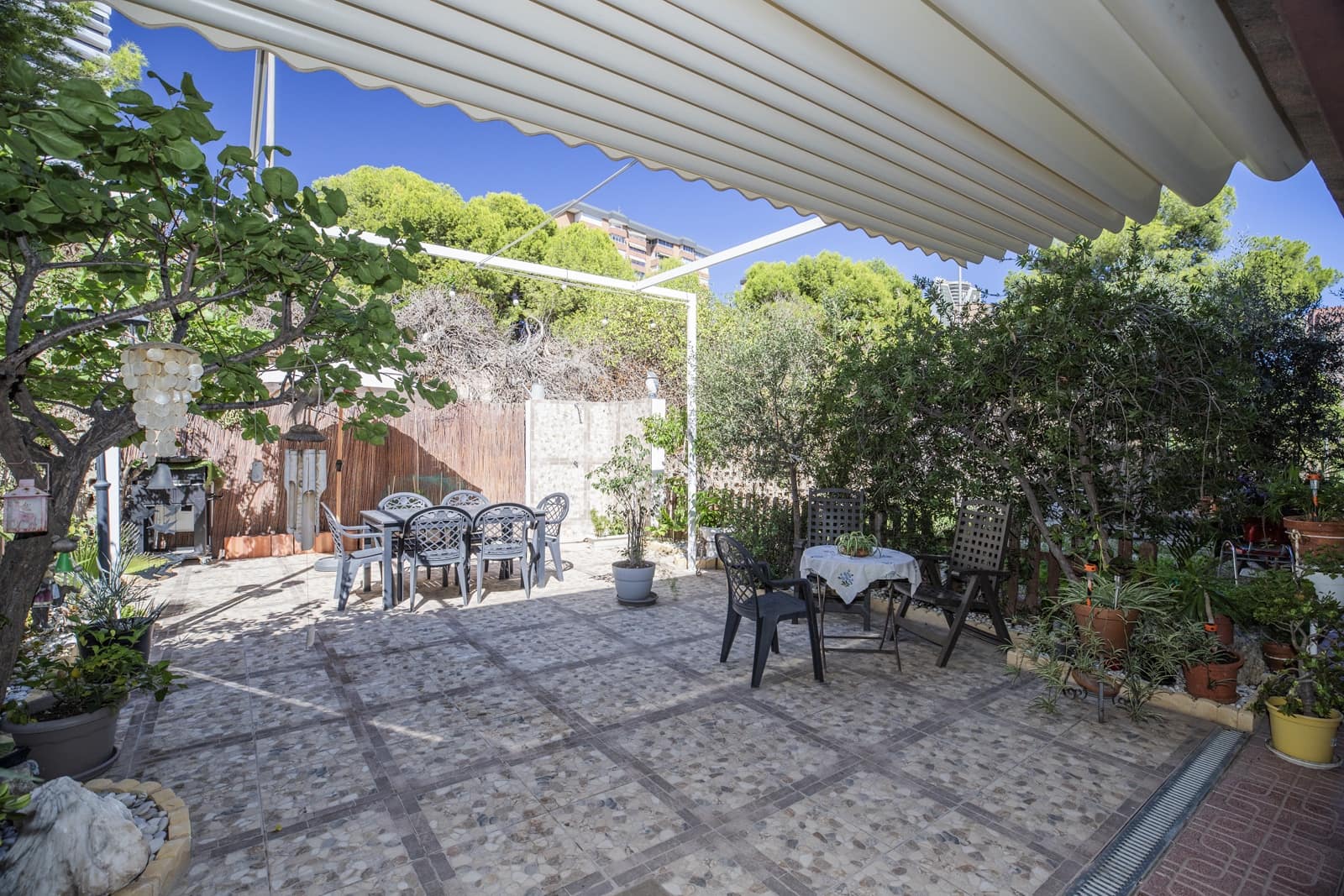 4 bedroom Terraced Villa for sale in Benidorm - € 650,000 (Ref: 8581740)