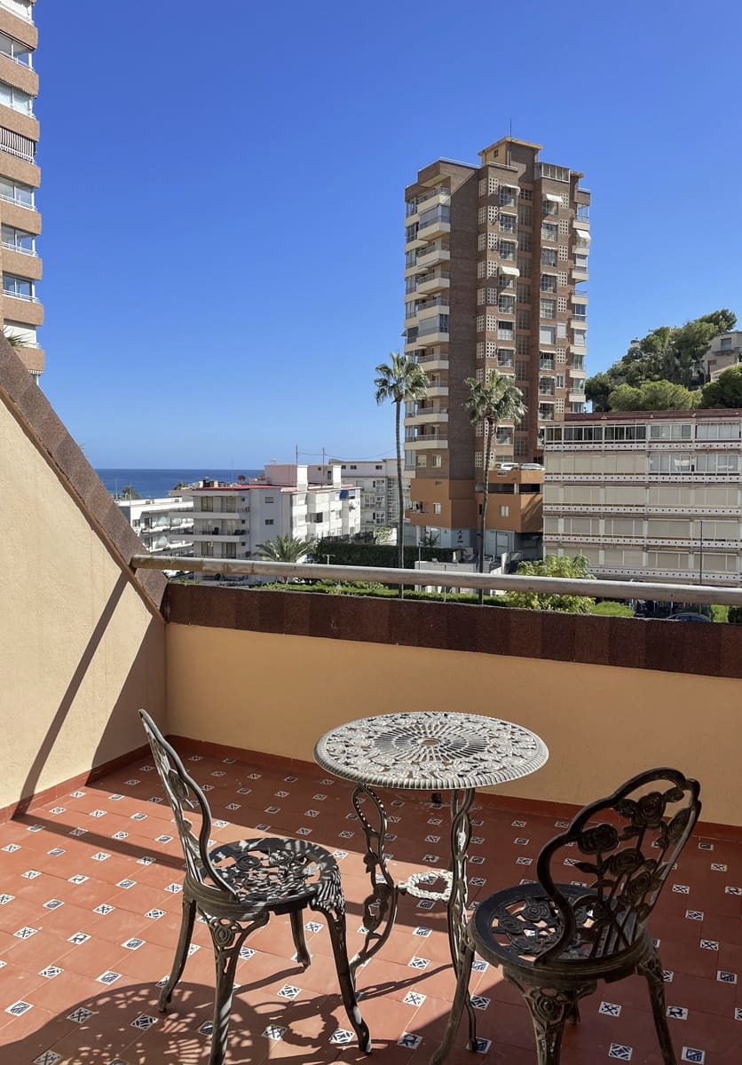 4 bedroom Terraced Villa for sale in Benidorm - € 650,000 (Ref: 8581740)