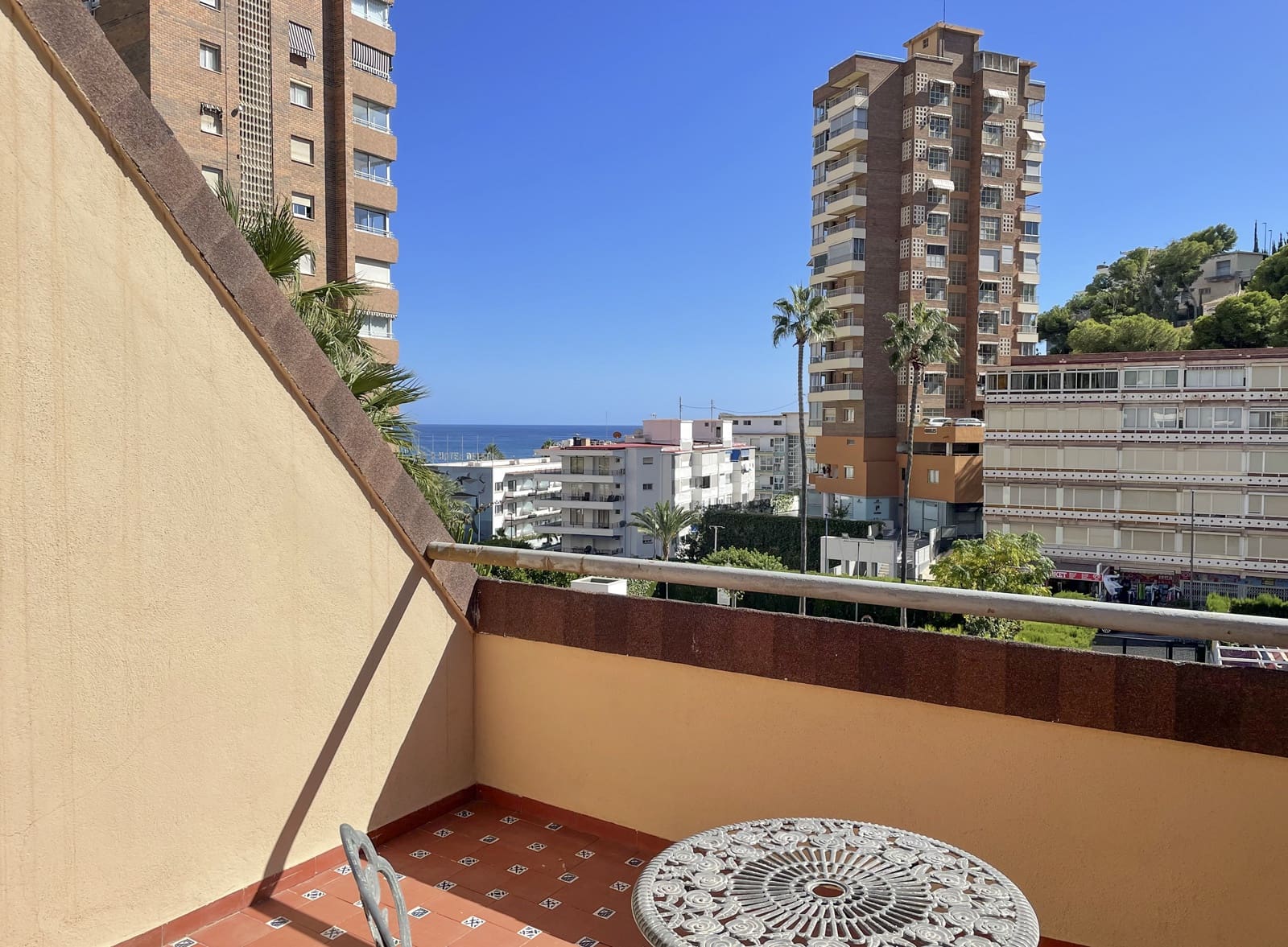 4 bedroom Terraced Villa for sale in Benidorm - € 650,000 (Ref: 8581740)
