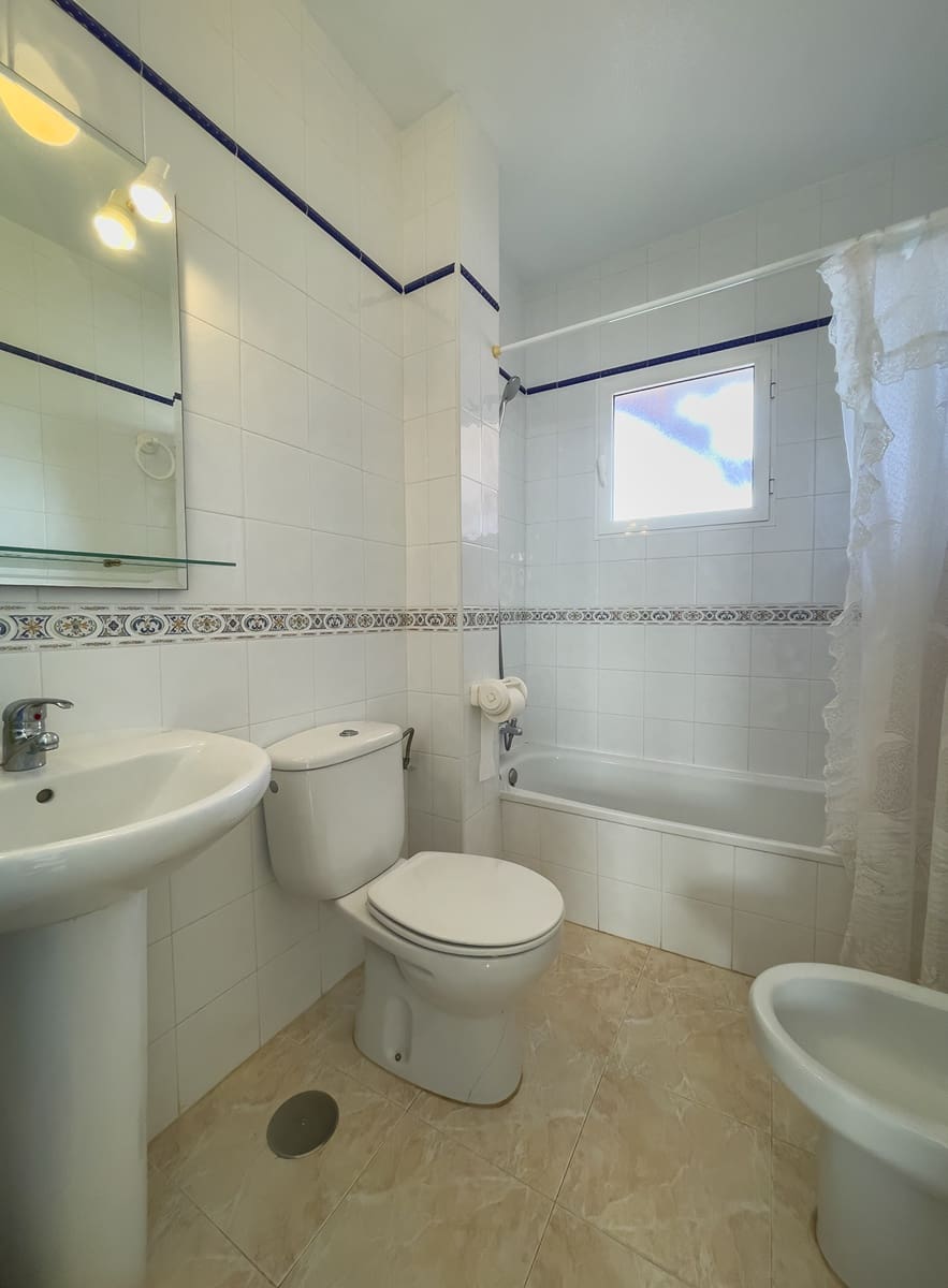 2 chambre Appartement à vendre à Orihuela Costa avec piscine - 149 000 € (Ref: 8977096)