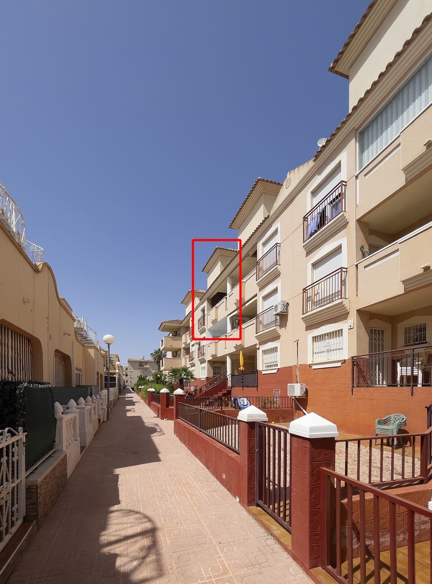 2 chambre Appartement à vendre à Orihuela Costa avec piscine - 149 000 € (Ref: 8977096)