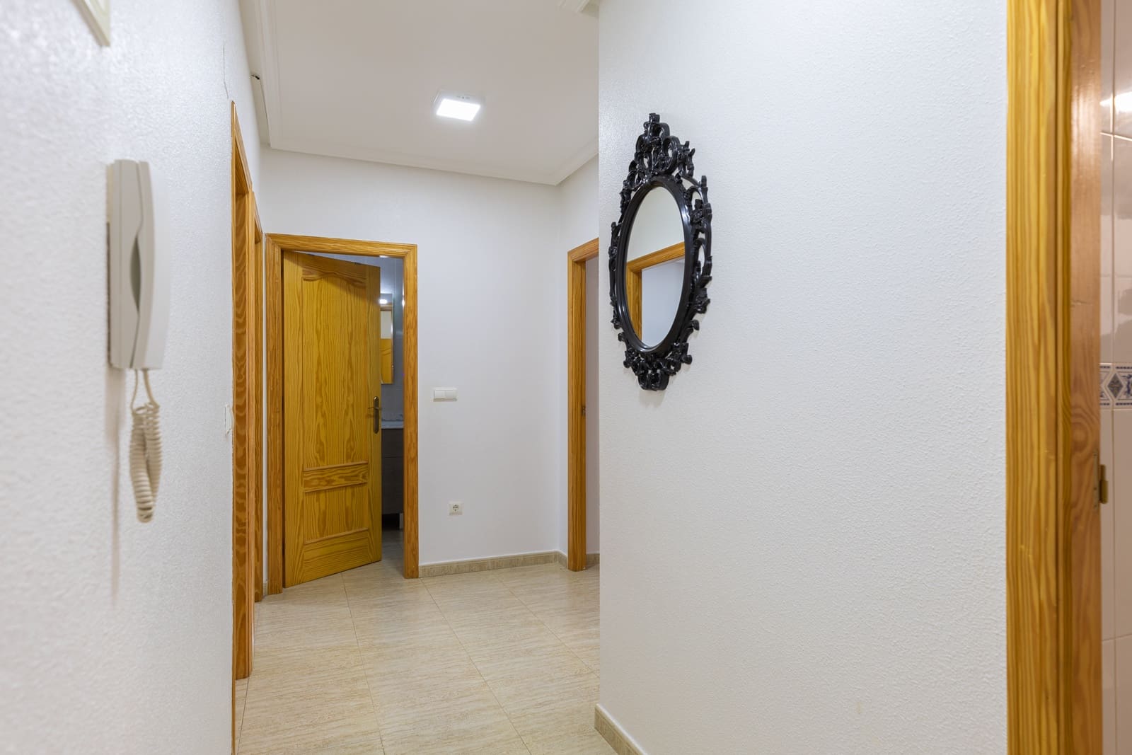 5 slaapkamer Halfvrijstaande villa te koop in Benijofar met garage - € 349.000 (Ref: 9473529)