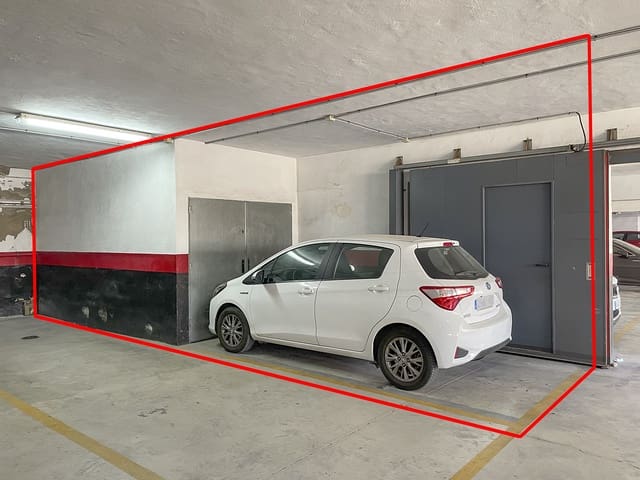 Autotalli myytävänä paikassa Albufereta, Alicante kaupunki - 45 000 € (Ref: 9474529)