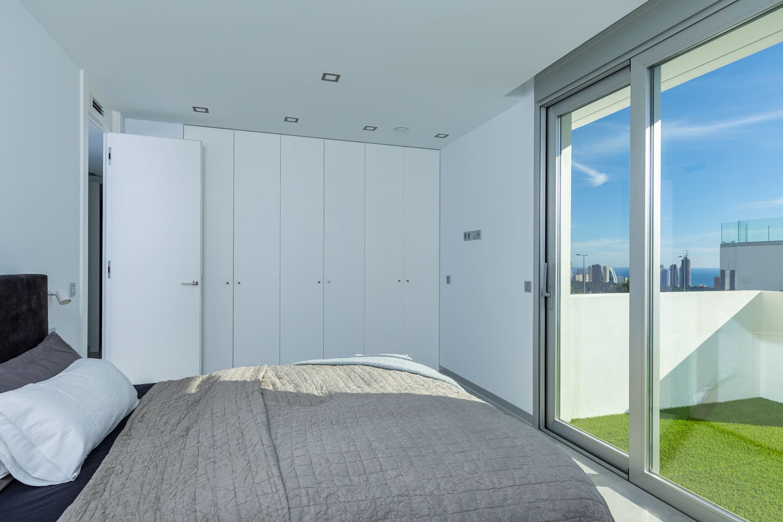 3 bedroom Villa for sale in Finestrat with pool garage - € 940,000 (Ref: 9489949)