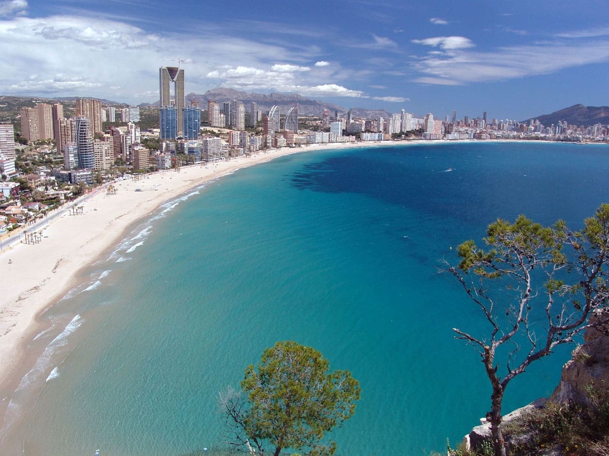 2 sovrum Lägenhet till salu i Benidorm med pool - 274 000 € (Ref: 9500928)