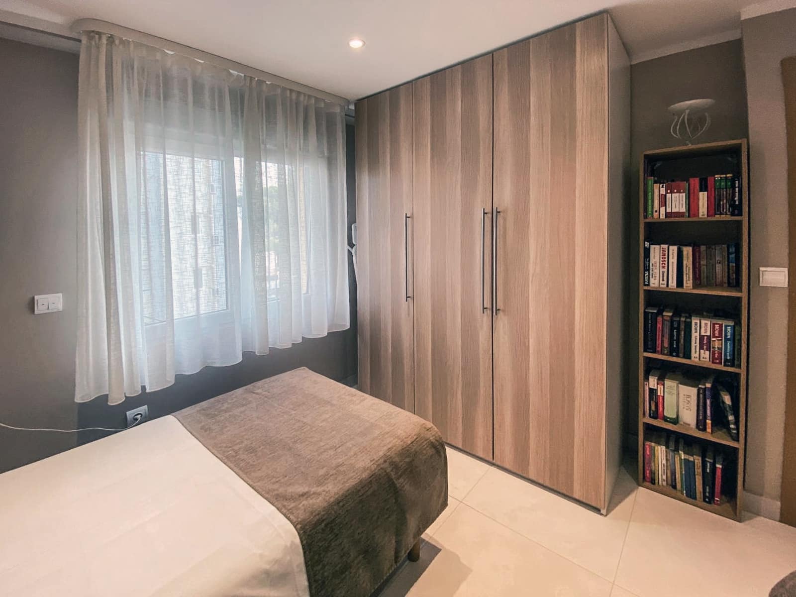 2 sovrum Lägenhet till salu i Benidorm med pool - 274 000 € (Ref: 9500928)