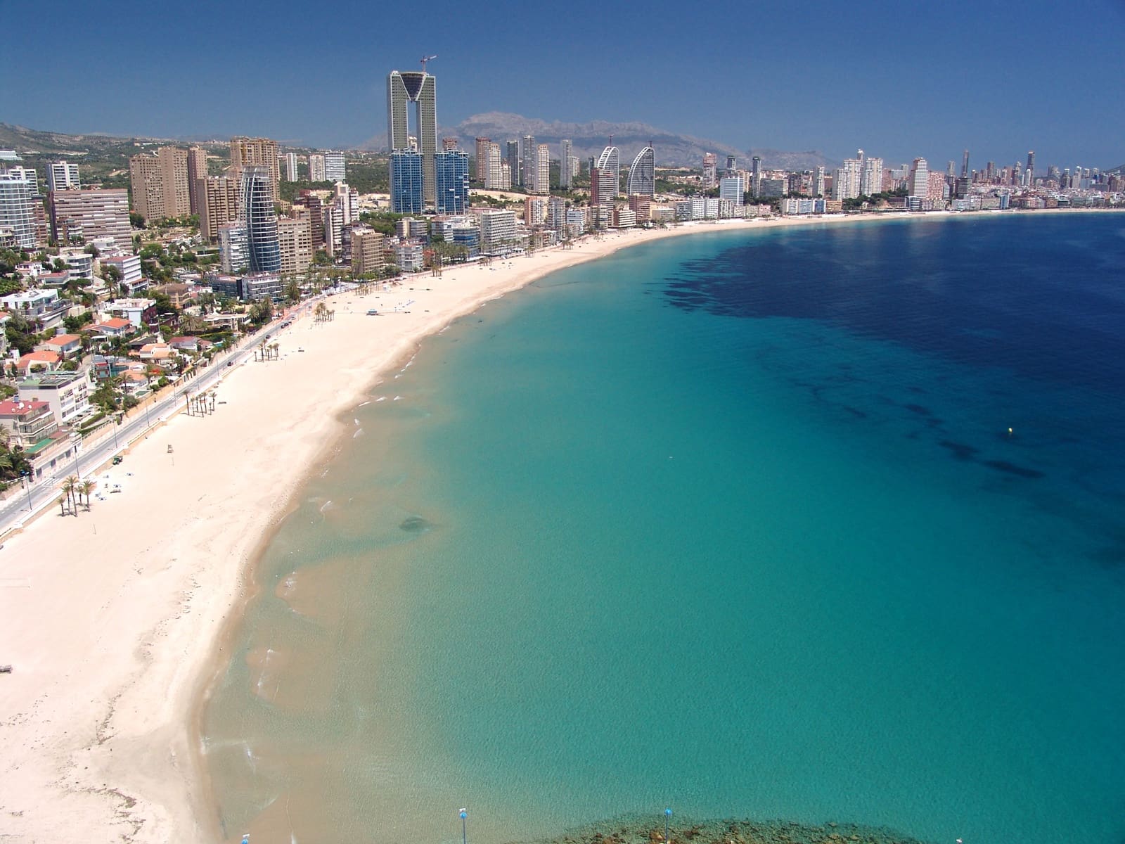 2 sovrum Lägenhet till salu i Benidorm med pool - 274 000 € (Ref: 9500928)