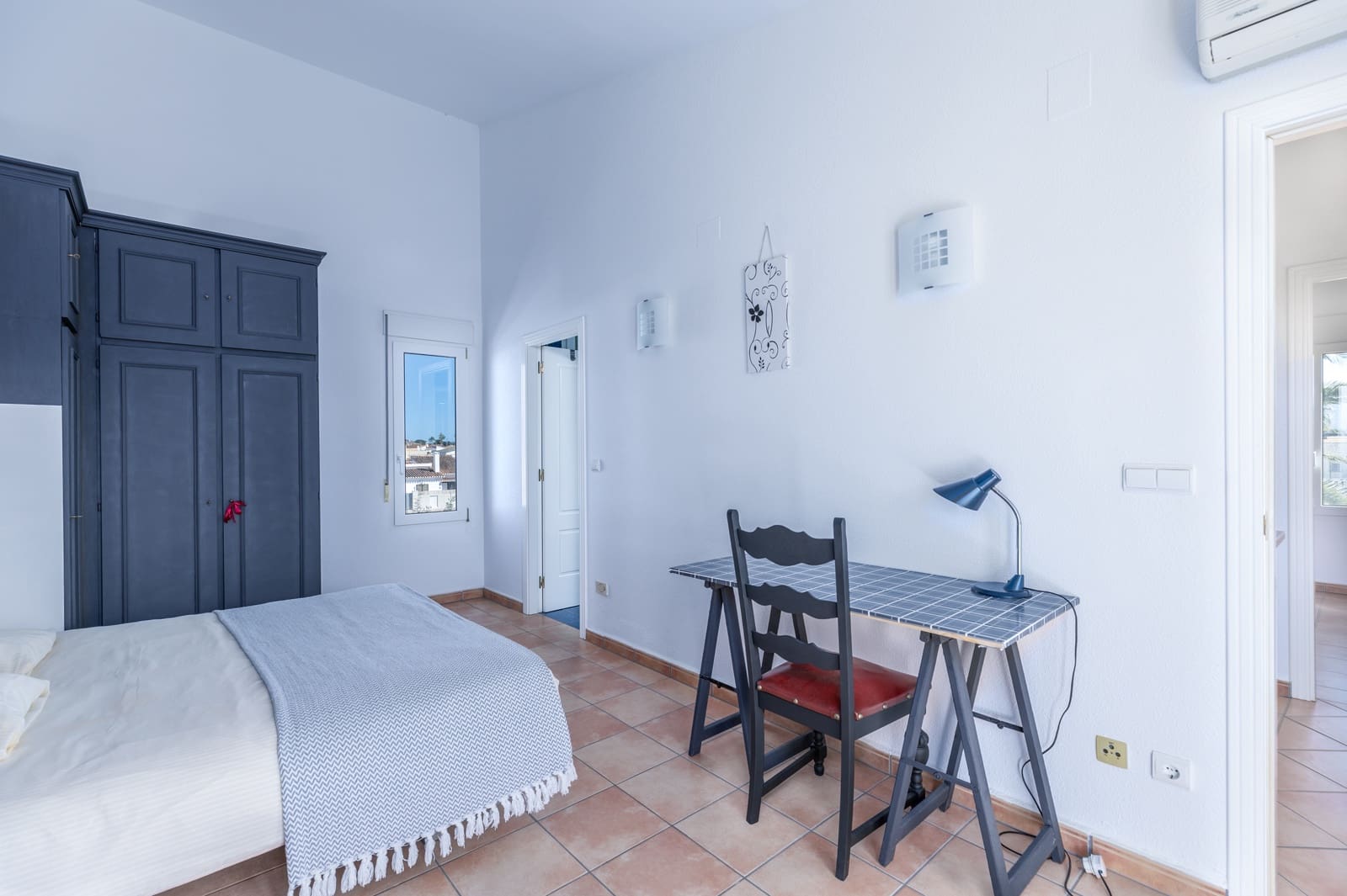 3 bedroom Villa for sale in Els Poblets with pool - € 848,000 (Ref: 9816798)