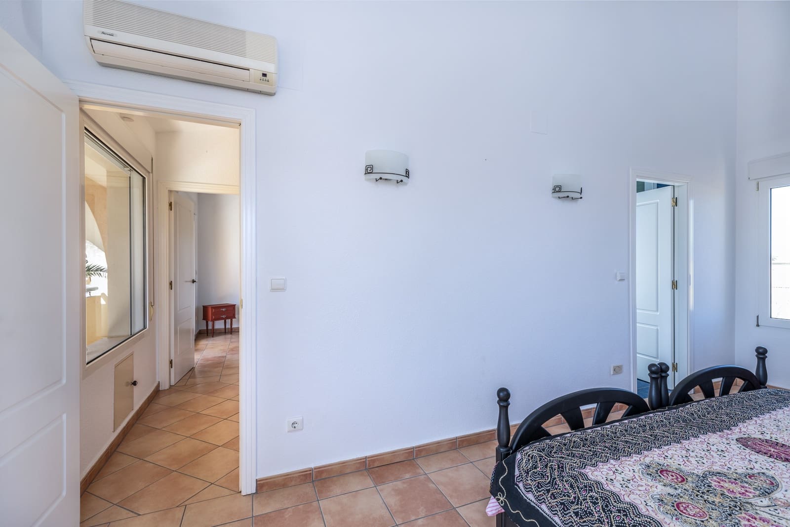 3 bedroom Villa for sale in Els Poblets with pool - € 848,000 (Ref: 9816798)