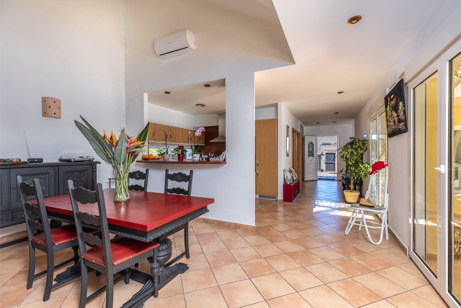 3 bedroom Villa for sale in Els Poblets with pool - € 848,000 (Ref: 9816798)