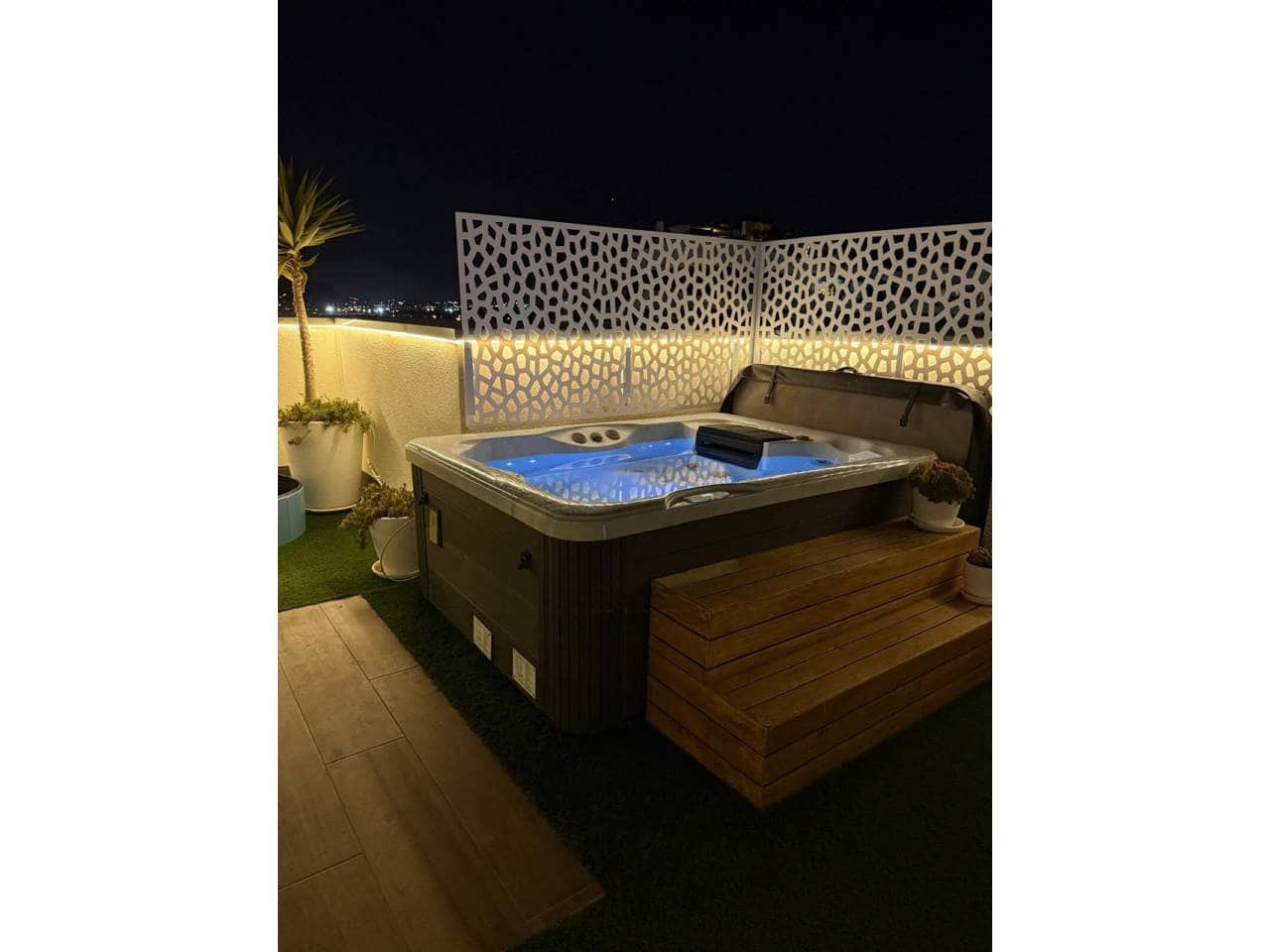 3 camera da letto Attico da affittare in Alicante citta con piscina garage - 3.500 € (Rif: 10008169)