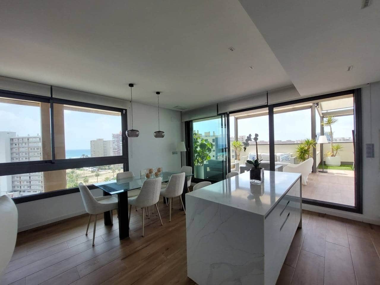 3 camera da letto Attico da affittare in Alicante citta con piscina garage - 3.500 € (Rif: 10008169)
