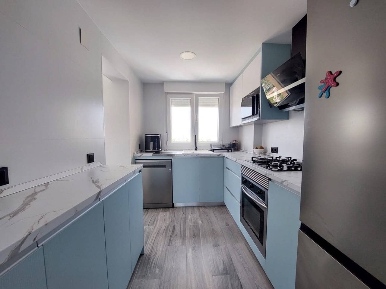2 sovrum Lägenhet att hyra i El Campello med pool garage - 1 100 € (Ref: 10016970)