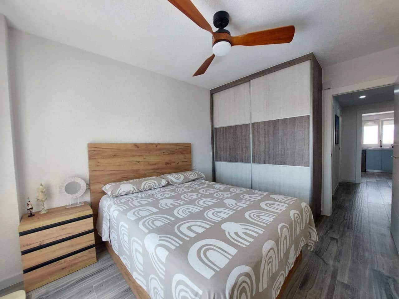 2 sovrum Lägenhet att hyra i El Campello med pool garage - 1 100 € (Ref: 10016970)