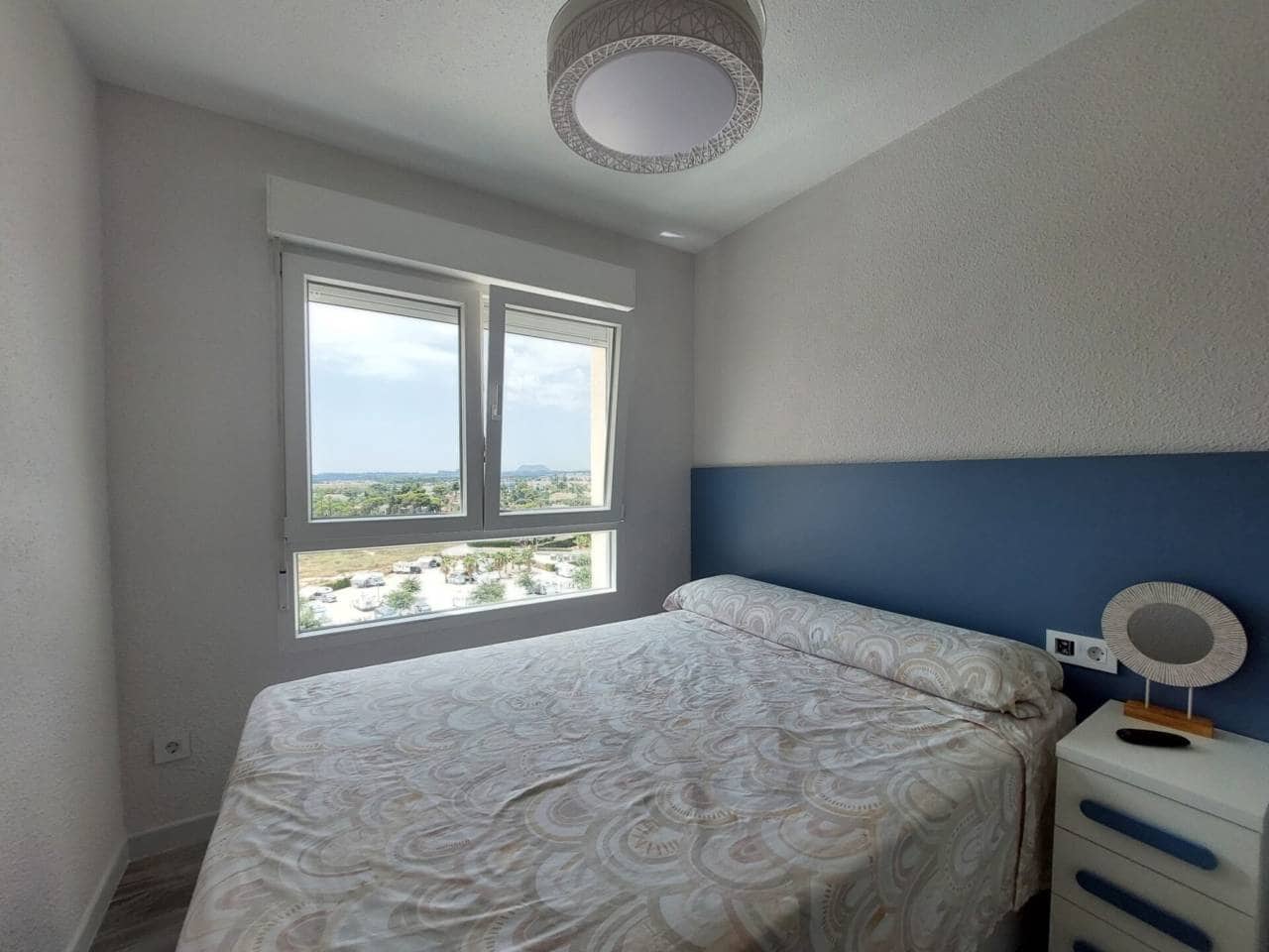 2 sovrum Lägenhet att hyra i El Campello med pool garage - 1 100 € (Ref: 10016970)