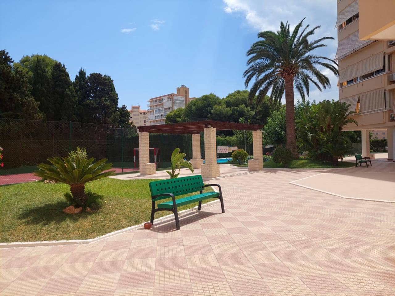 2 sovrum Lägenhet att hyra i El Campello med pool garage - 1 100 € (Ref: 10016970)