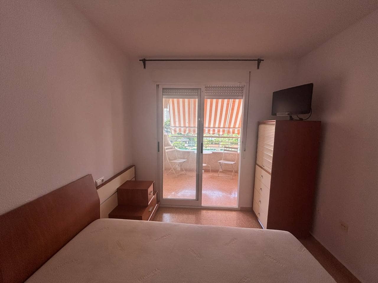 Appartement de 3 chambres à louer à Alicante ville avec piscine garage - 1 500 € (Ref: 10029906)