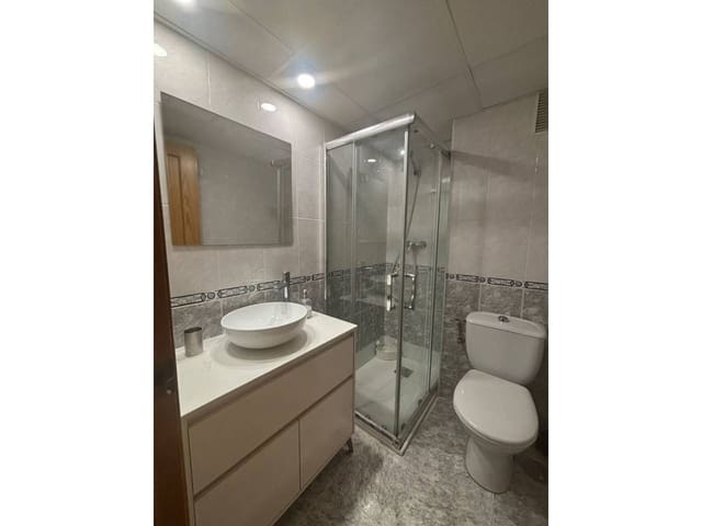 Appartement de 3 chambres à louer à Alicante ville avec piscine garage - 1 500 € (Ref: 10029906)