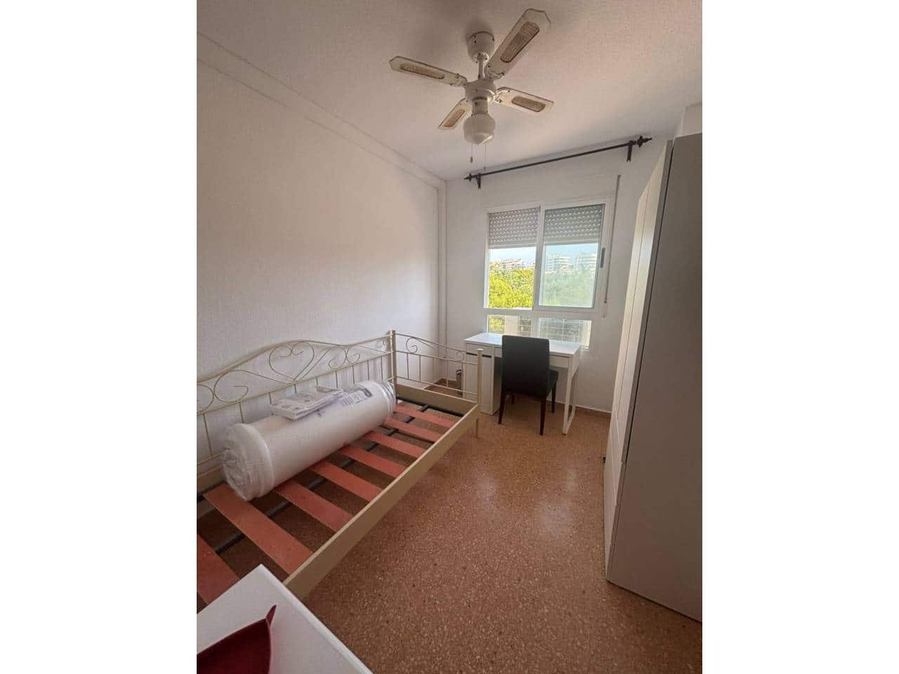 Appartement de 3 chambres à louer à Alicante ville avec piscine garage - 1 500 € (Ref: 10029906)