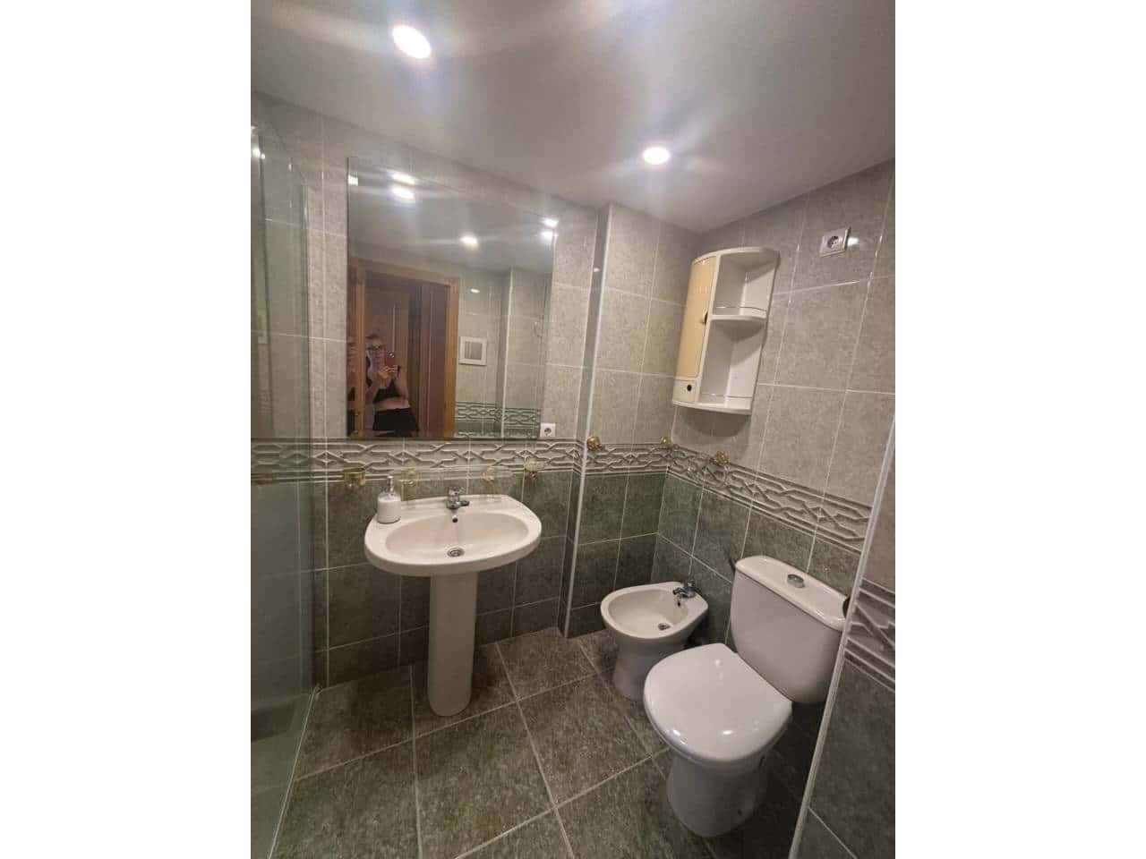 Appartement de 3 chambres à louer à Alicante ville avec piscine garage - 1 500 € (Ref: 10029906)