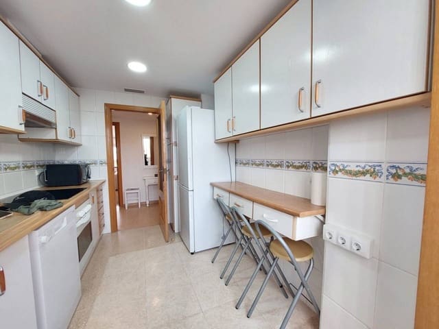 3 quarto Apartamento para arrendar em Alicante cidade com piscina garagem - 1 400 € (Ref: 10029906)