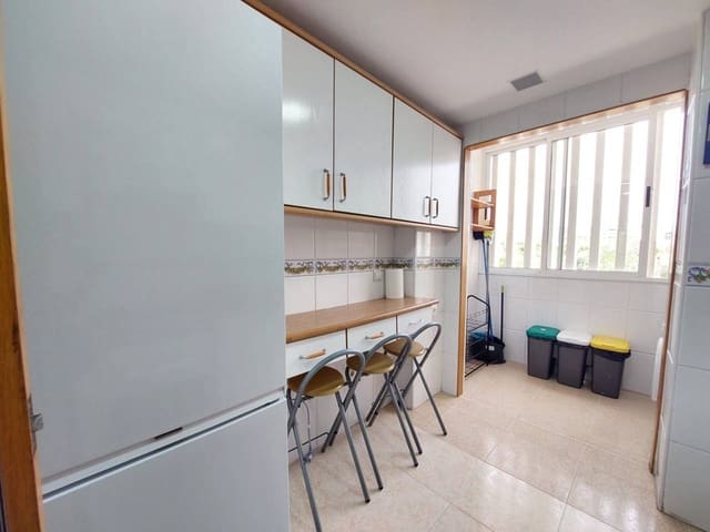 3 quarto Apartamento para arrendar em Alicante cidade com piscina garagem - 1 400 € (Ref: 10029906)