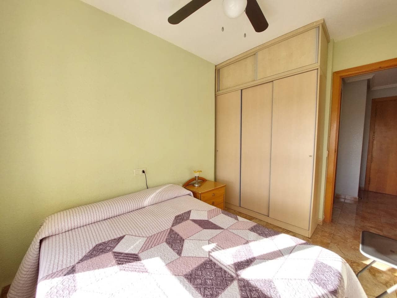 2 slaapkamer Flat te huur in El Campello met zwembad garage - € 1.000 (Ref: 10042344)