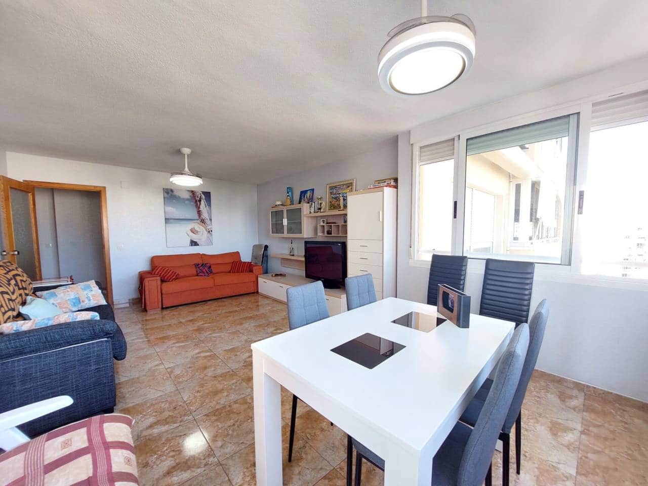 2 slaapkamer Flat te huur in El Campello met zwembad garage - € 1.000 (Ref: 10042344)