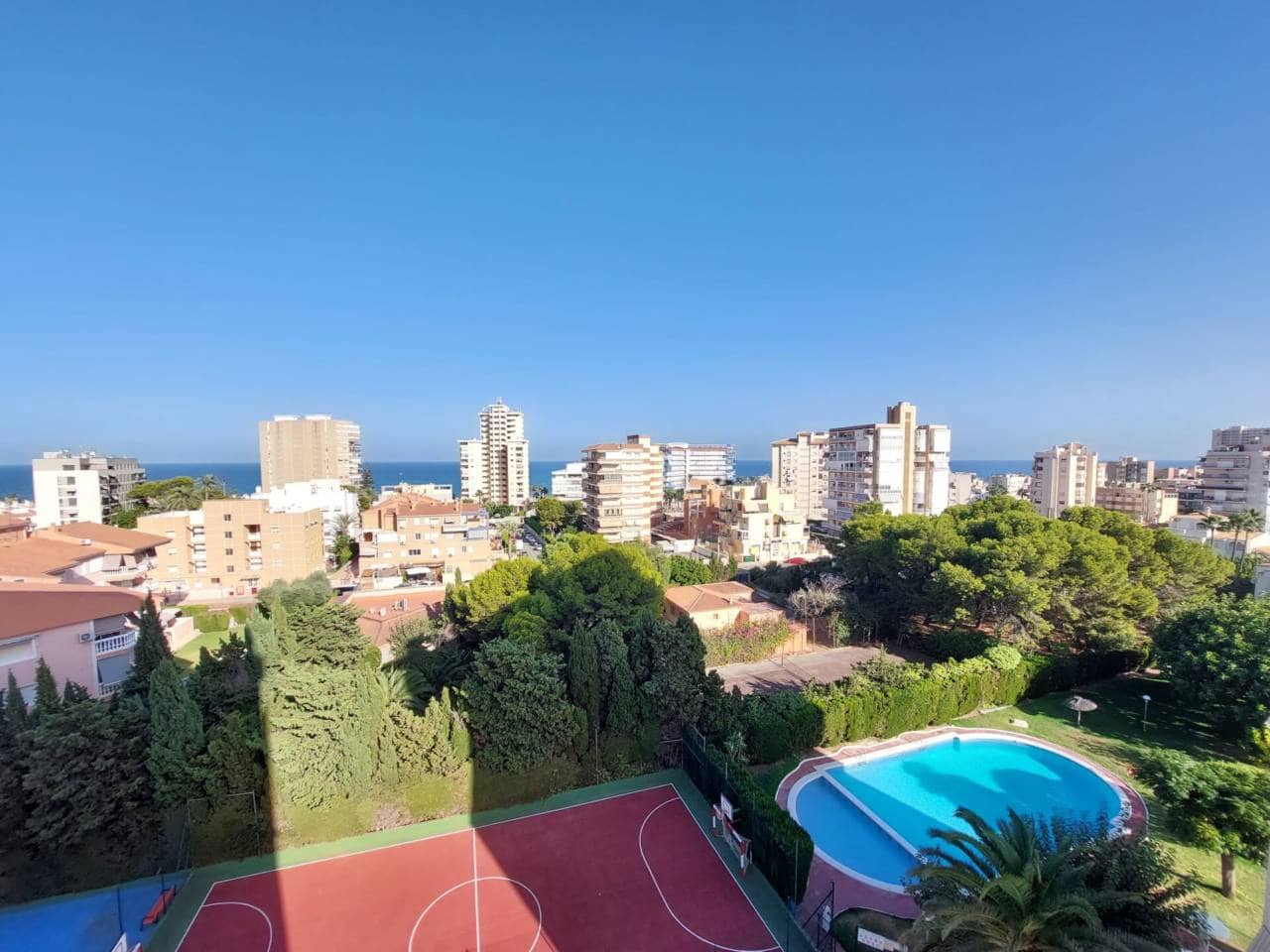 2 slaapkamer Flat te huur in El Campello met zwembad garage - € 1.000 (Ref: 10042344)