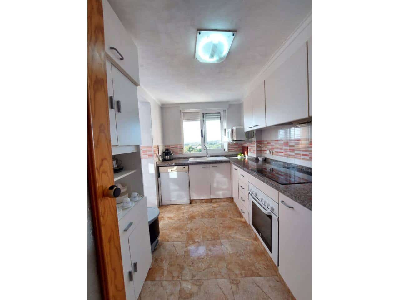 2 slaapkamer Flat te huur in El Campello met zwembad garage - € 1.000 (Ref: 10042344)