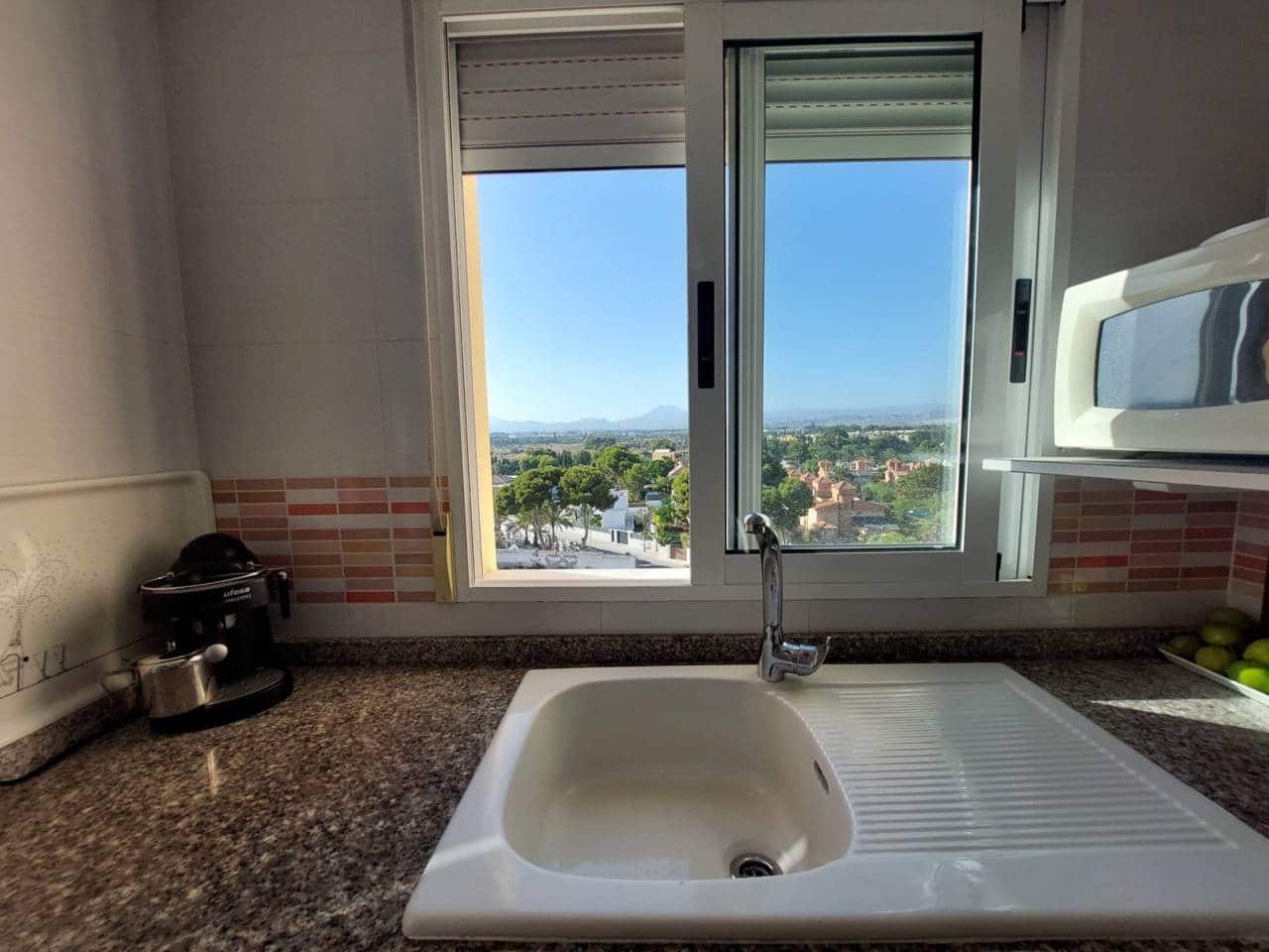 2 slaapkamer Flat te huur in El Campello met zwembad garage - € 1.000 (Ref: 10042344)