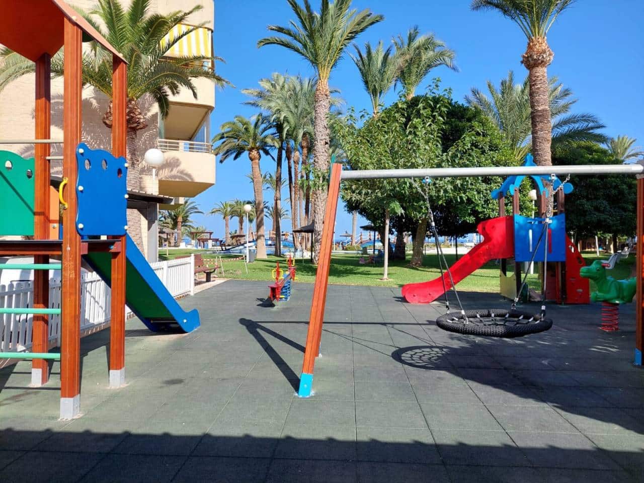 3 bedroom Flat for rent in El Campello with pool - € 2,200 (Ref: 10048623)
