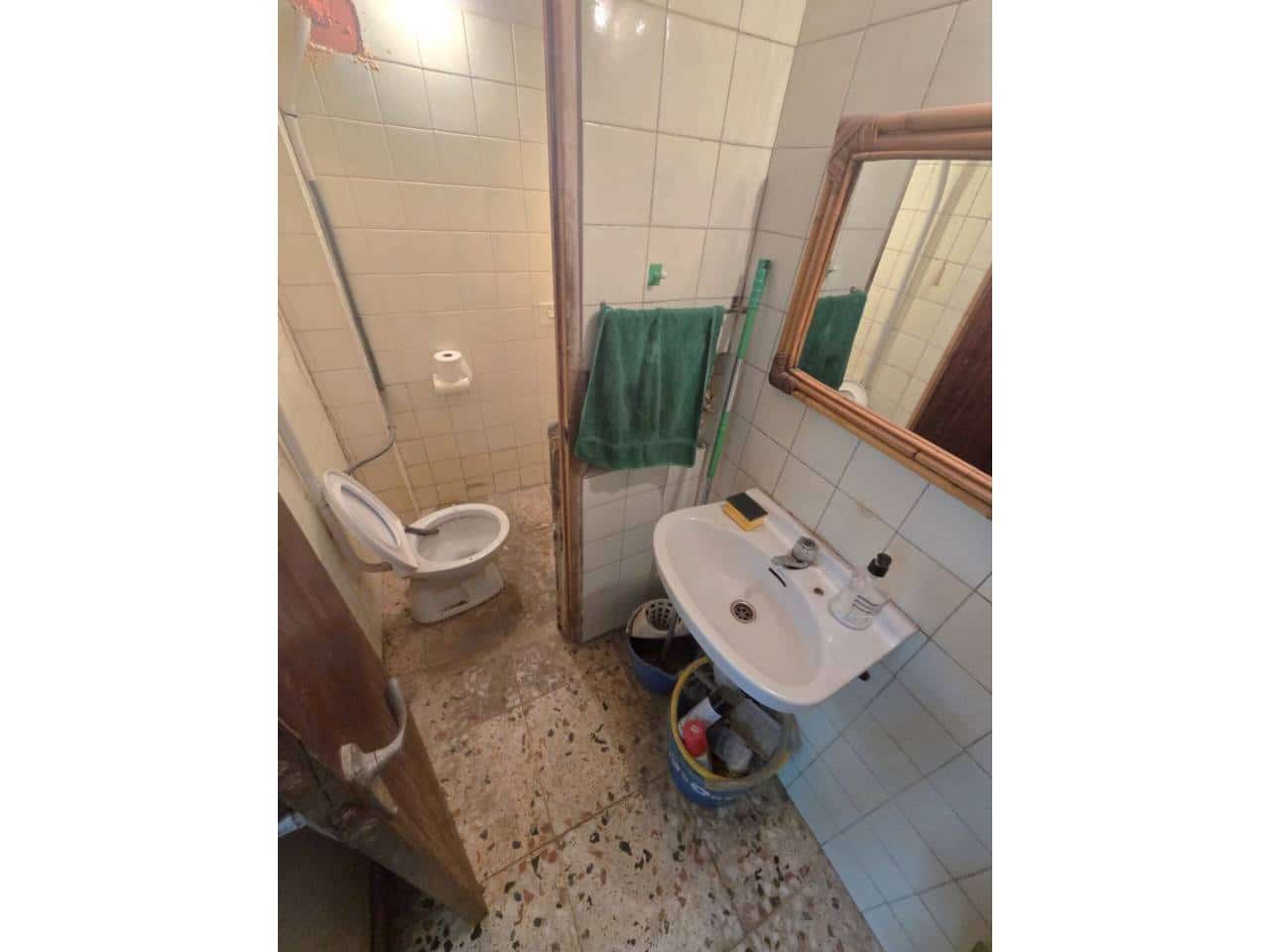 Commercieel te huur in Alicante stad - € 2.000 (Ref: 10057716)