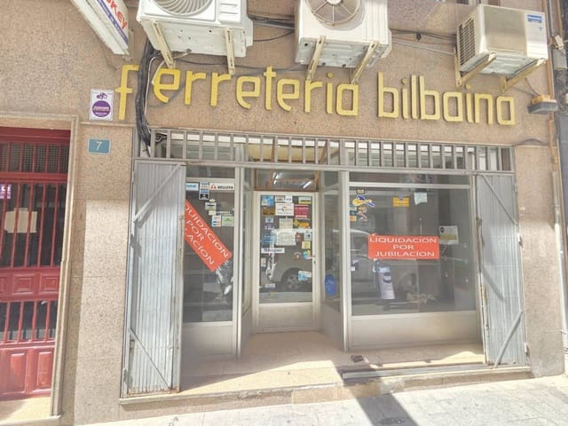 Commercieel te huur in Alicante stad - € 2.000 (Ref: 10057716)