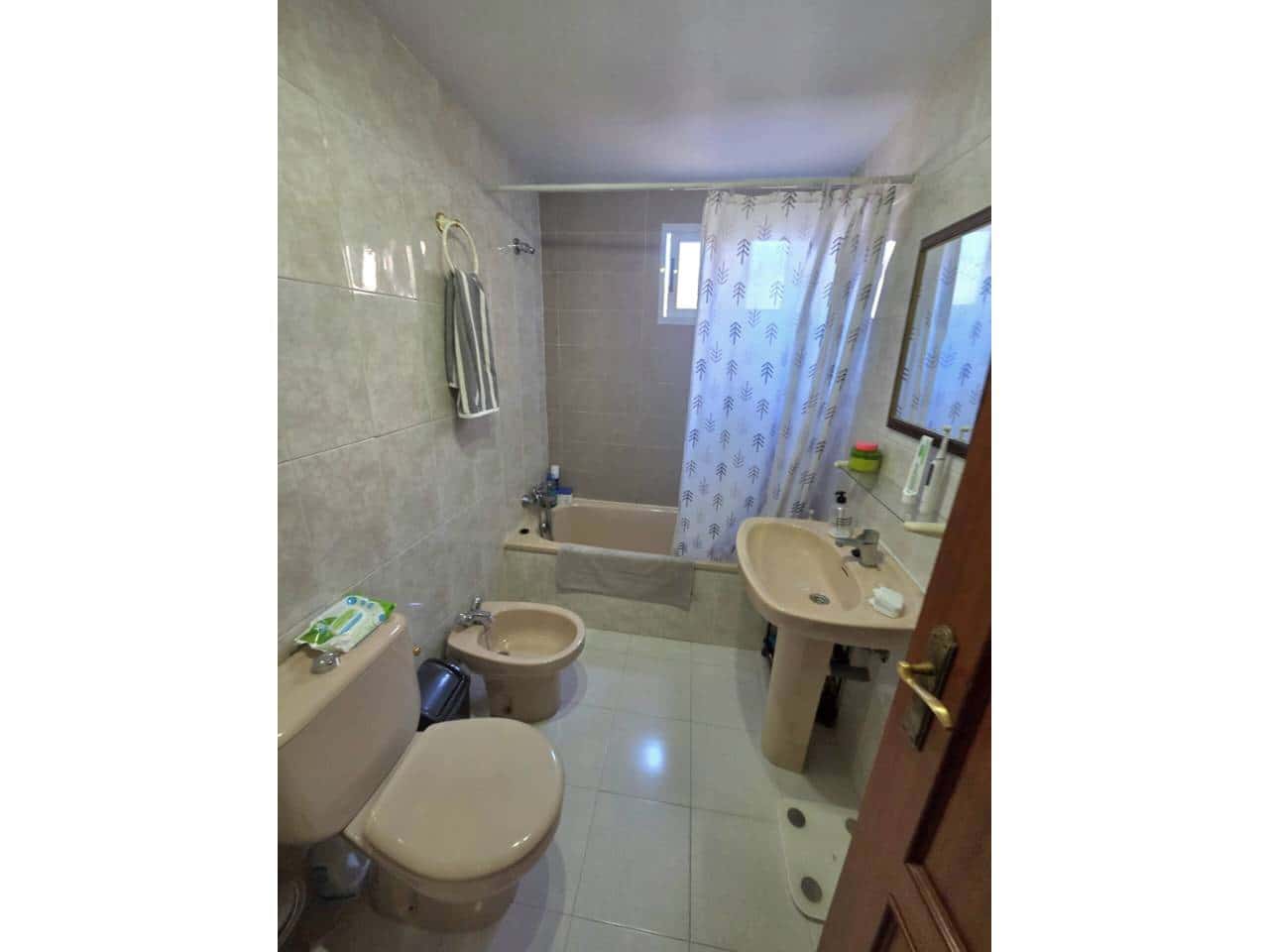 Piso de 3 habitaciones en Alicante / Alacant ciudad en alquiler con piscina - 1.100 € (Ref: 10071802)